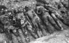 Majdanek (camp de concentration de Lublin) – corps de prisonniers exhumés [août 1944]. (AIPN)